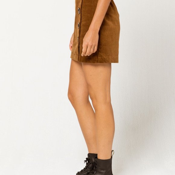 COCO & JAIMESON - Corduroy Button Front Mini Skirt - Size Medium - Picture 3 of 11